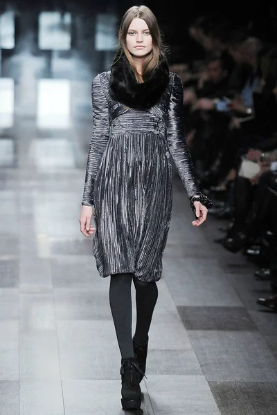 Look 34
